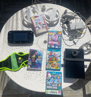Nintendo Wii U + Accesorios y Juegos