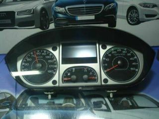 Cuadro de instrumentos / Kombiinstrument Tacho IVECO DAILY 58013188793