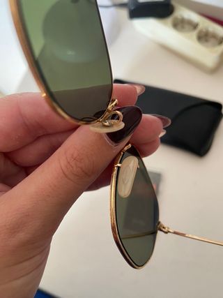Gafas de sol Ray-Ban azules y doradas