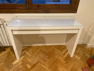 Escritorio Malm Ikea Blanco y Cristal