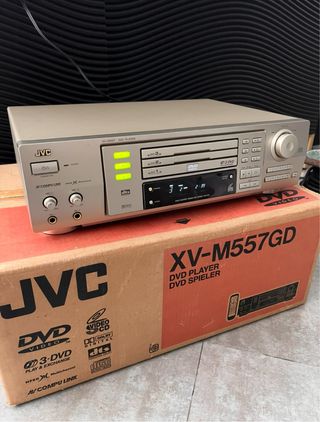 Reproductor DVD JVC XV-M557GD 3 Discos
