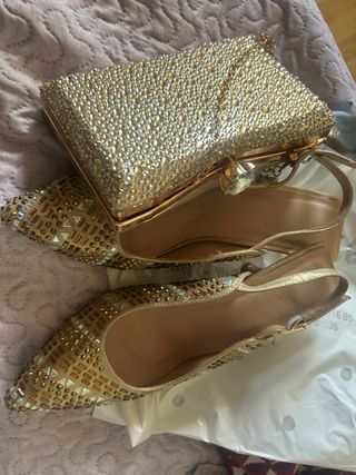 Bolso y zapatos dorados talla 35