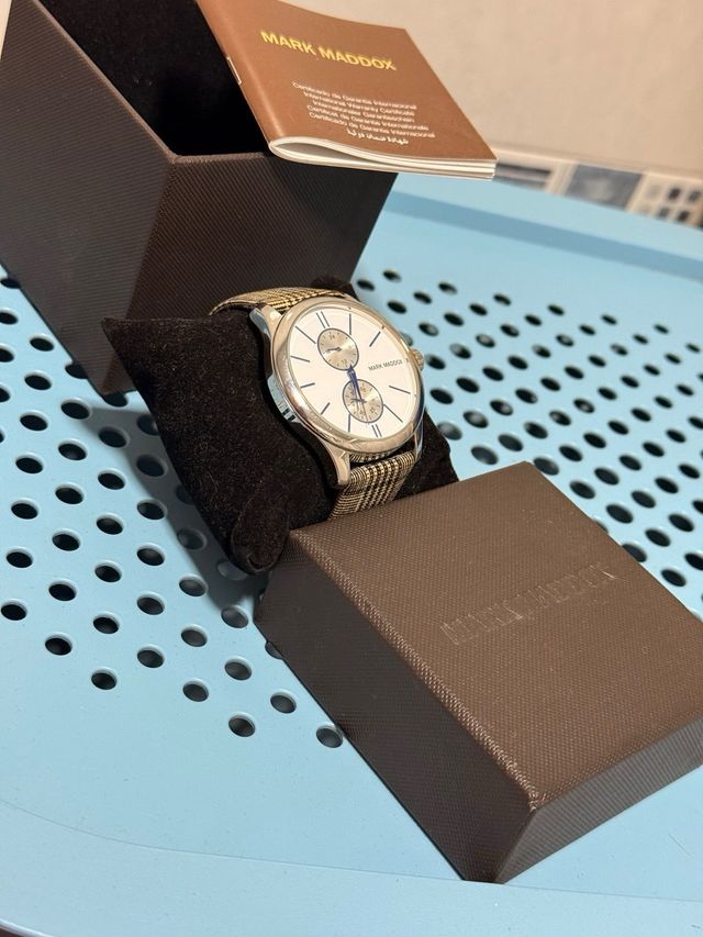 Reloj Mark Maddox Plata y Multicolor