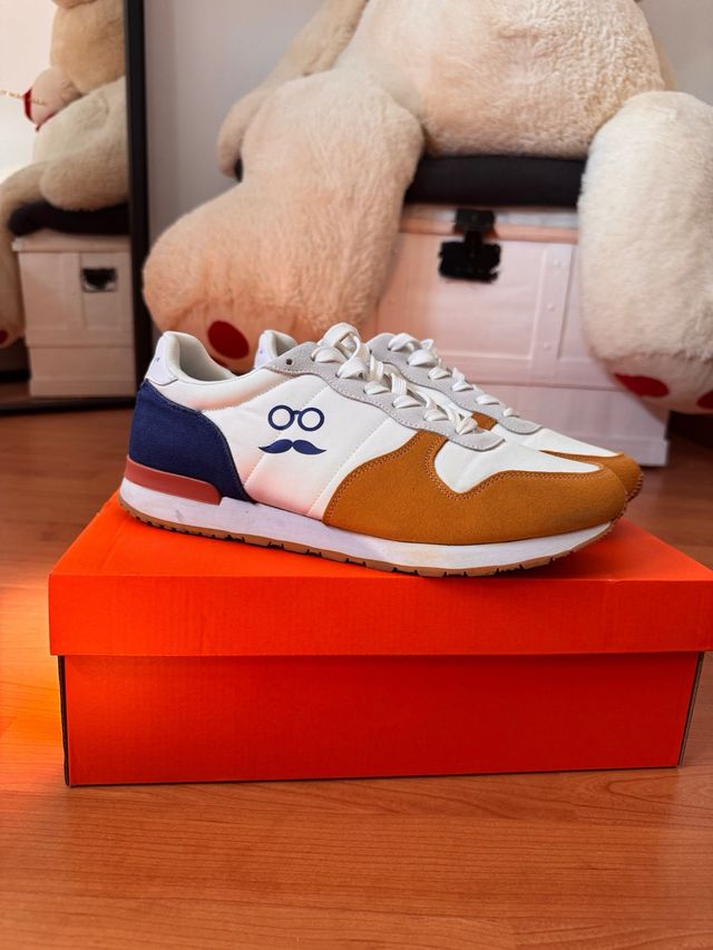 Zapatillas Makarthy Azul y Blanco