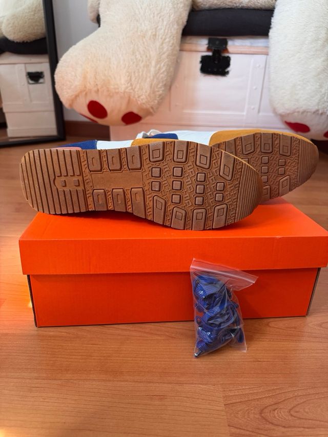 Zapatillas Makarthy Azul y Blanco