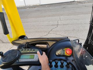 Carretilla retráctil Hyster