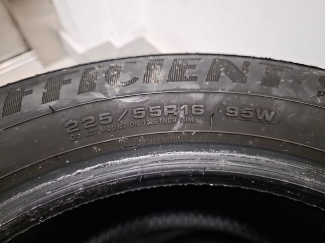 2 Neumáticos Goodyear EfficientGrip 255/55 R16