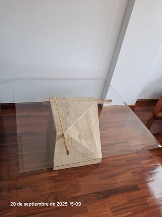 Mesa de centro cristal y piedra
