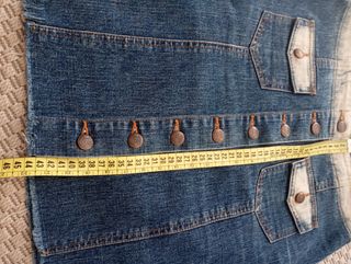 Falda vaquera con botones