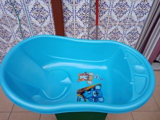 Bañera bebé azul con dibujos