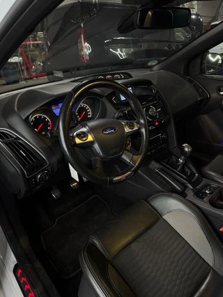 Ford Focus ST 250 caballos