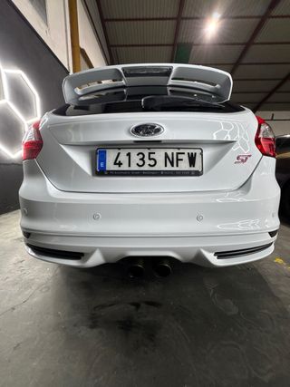 Ford Focus ST 250 caballos