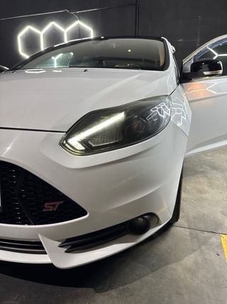 Ford Focus ST 250 caballos