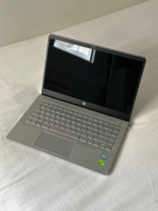Portátil HP Pavilion 14-bf1xx