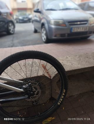 Bicicleta de montaña. Cambiaría por una electrica