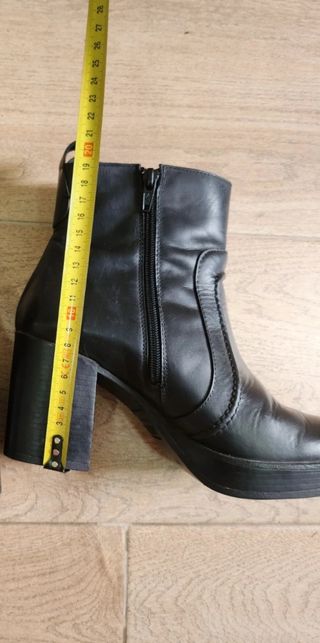 Botines Mustang Piel Negros Talla 38