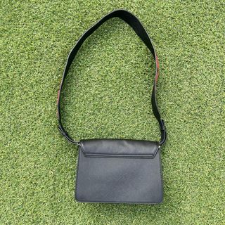 Borsa Twinset nera con cuori rossi