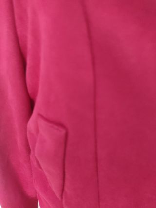 Chaqueta antelina elástica fucsia