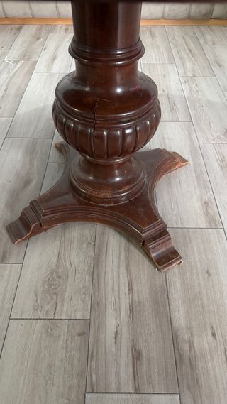 Mesa redonda extensible de madera