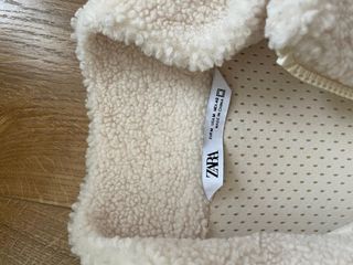 Cazadora borreguito Zara beige
