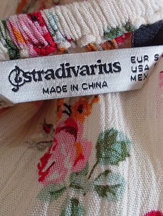 Vestido floral desigual