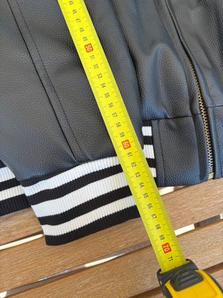 Chaqueta Corteiz Negra