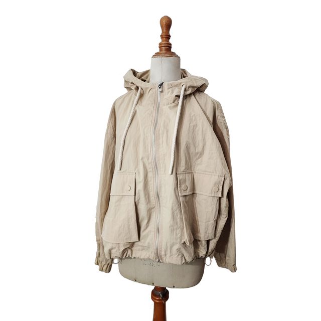 Zara/ Cortavientos oversize beige con capucha T:S