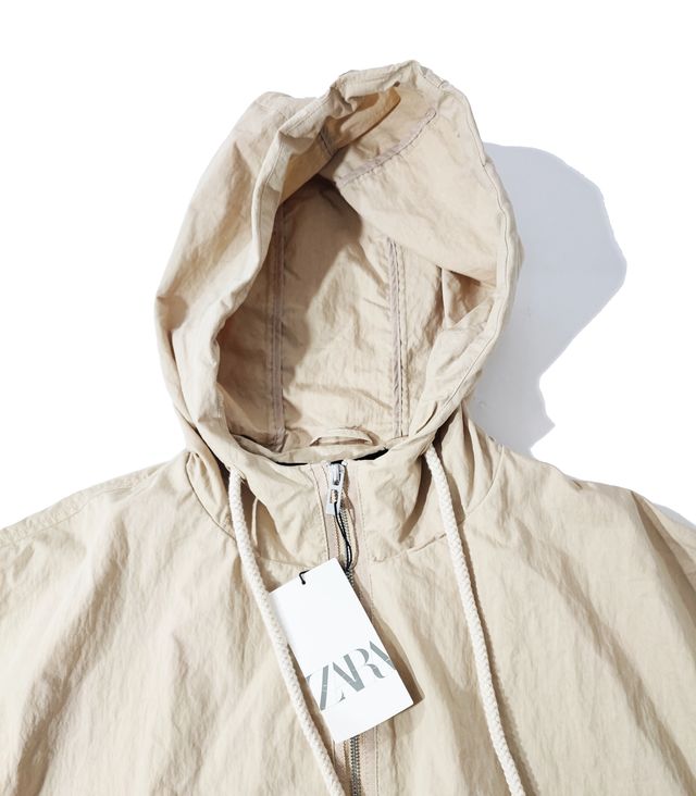 Zara/ Cortavientos oversize beige con capucha T:S