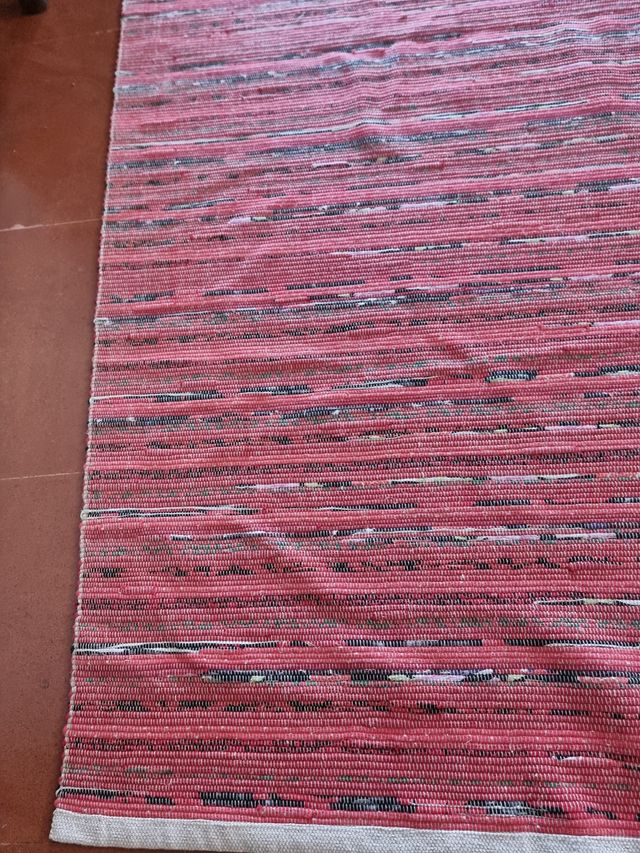 tappeto / pezzotto Valtellinese rosso