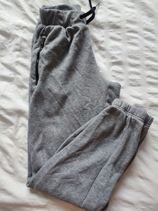 Chándal gris hombre