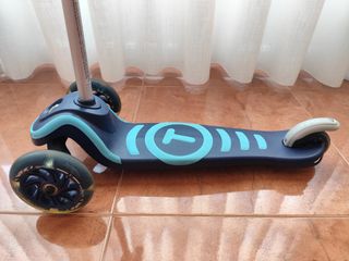 Patinete Smartrike muy poco uso como nuevo 