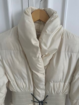 Chaqueta acolchada invierno mujer beige