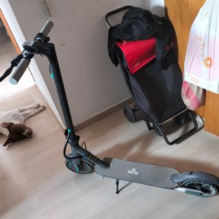 Patinete eléctrico casi nuevo