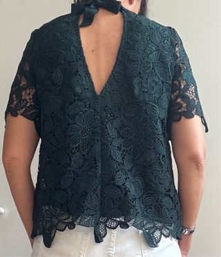 Blusa Massimo Dutti crochet verde T.38