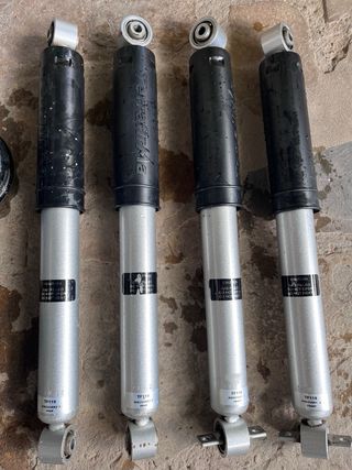 4 Amortiguadores + muelles Terrafirma Discovery 2