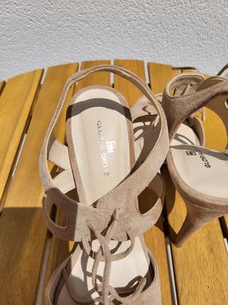 Sandalias Gloria Ortiz Beige