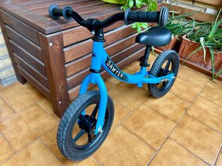Bicicleta de equilibrio Sawyer azul
