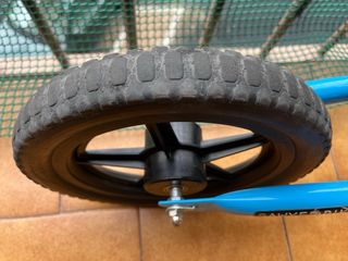 Bicicleta de equilibrio Sawyer azul