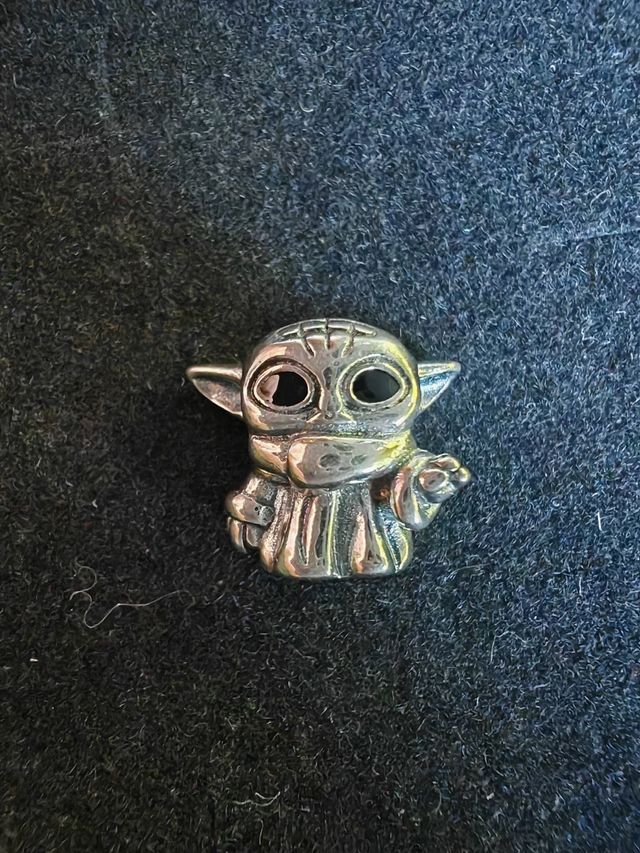 Charm Baby Yoda Mandalorian Plata 925