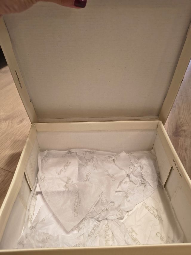 Camomilla Love eleganti scarpe oro