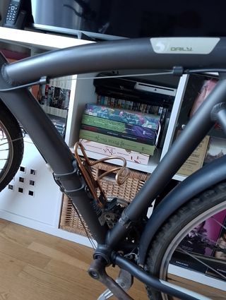 Bicicleta Paseo Decathlon 28" Grafito, 21 marchas.