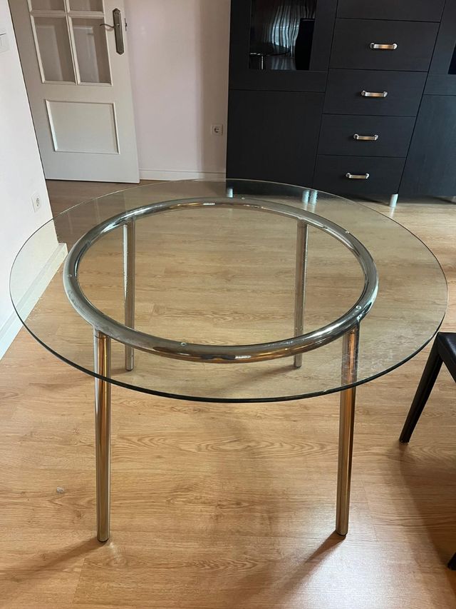 Mesa redonda cristal y metal