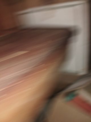 Máquina de coser antigua funciona