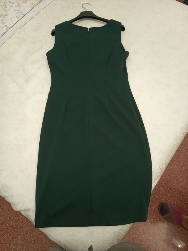 Vestido verde Calvin Klein talla 6