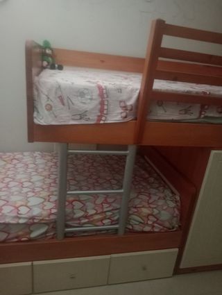 Cama litera tren juvenil