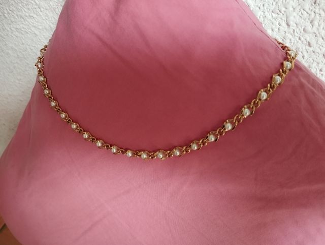 Cadena gargantilla chapada en oro con perlas