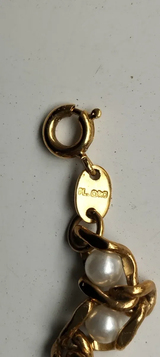 Cadena gargantilla chapada en oro con perlas