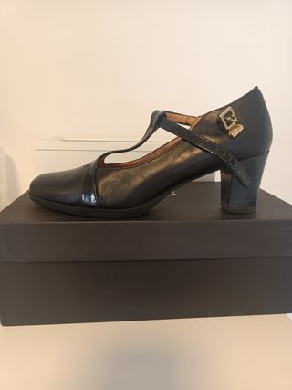 Zapatos de tacón negros