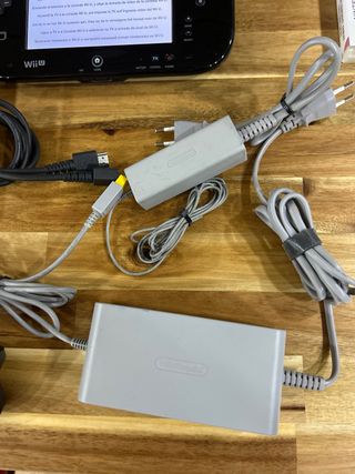 Nintendo Wii U Negra Completa
Acepto intercambio 