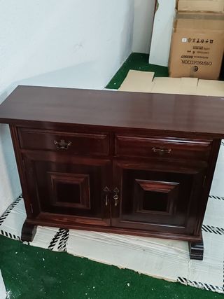 Mueble de entrada de madera color café